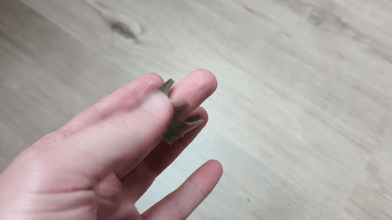 Crown fidget ring