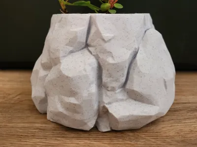 Mountain Plant Pot