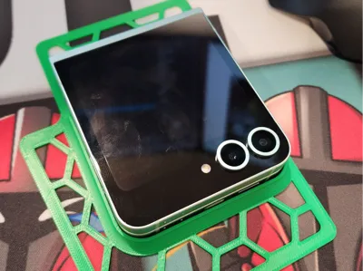 Qi Charge guide for Tesla Model 3/Y for Z Flip 6