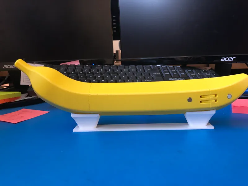 BANANA kATANA/KNIFE with Display Stand Remix 