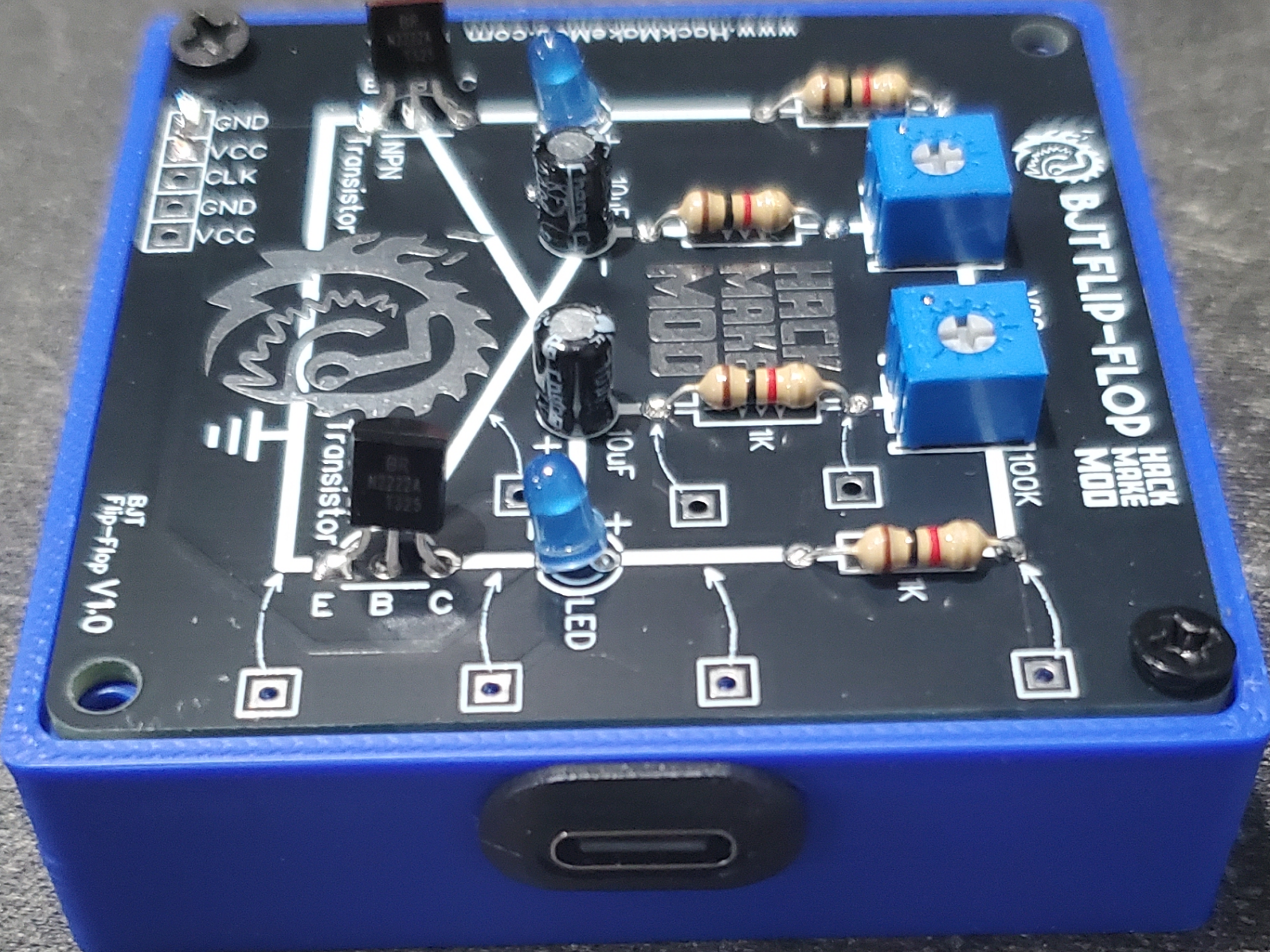 BJT Flip-Flop USB-C Enclosure