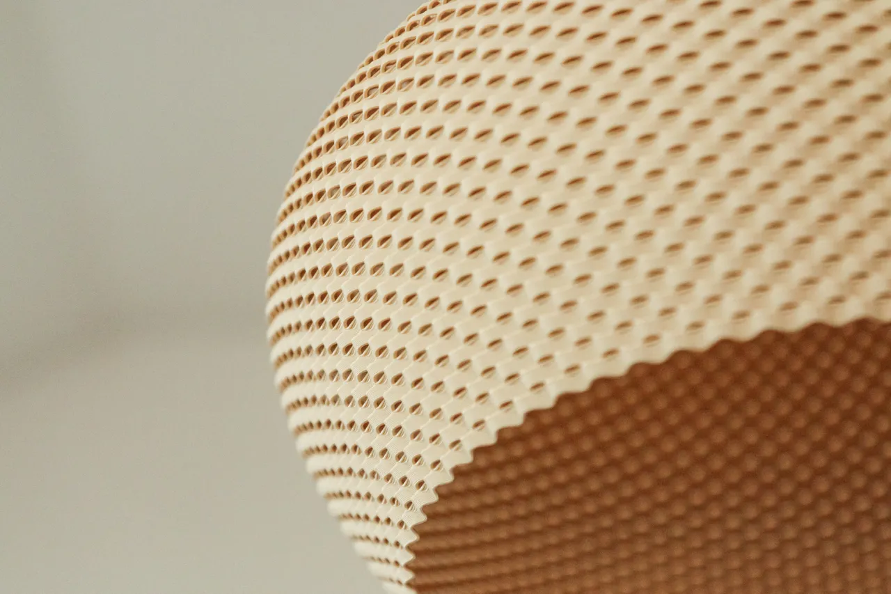 Organic Ripple Lamp view 3