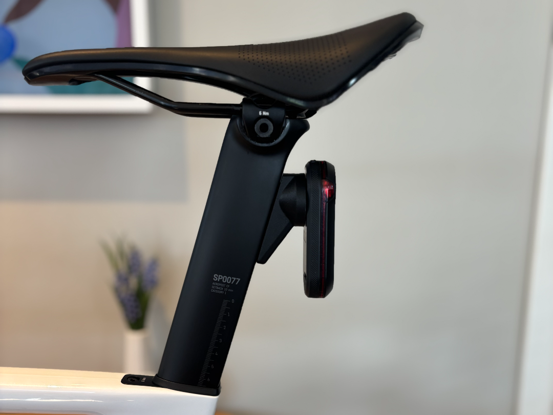Canyon Aeroad SP0077 für Garmin Varia 515/516