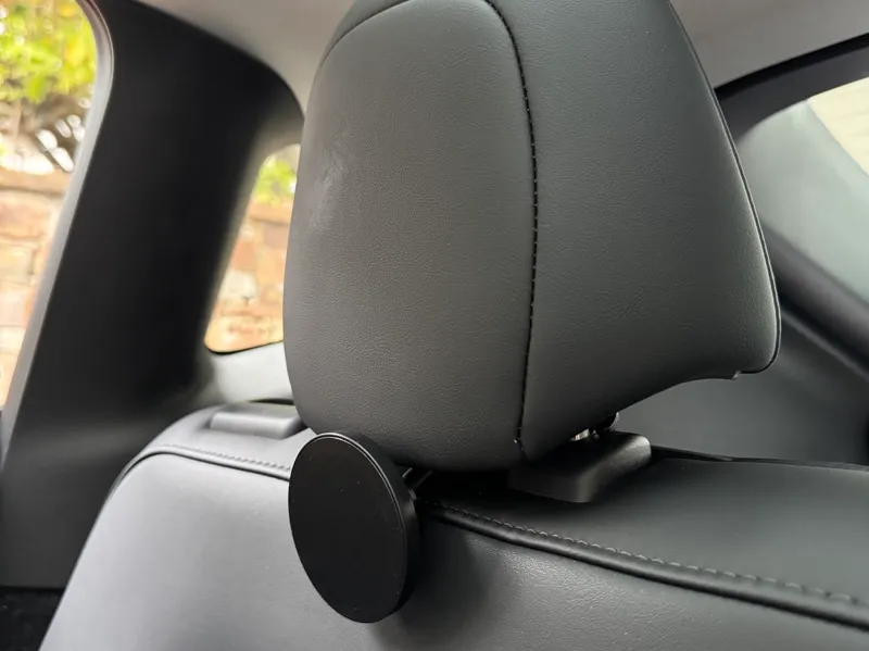 Tesla MagSafe Headrest Mount