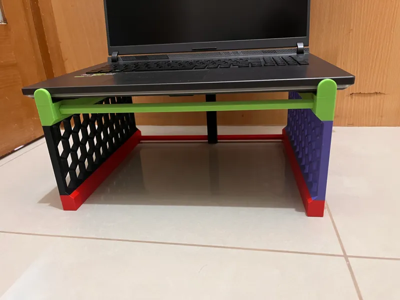 Asus ROG G814 - Laptop stand