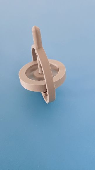 反重力可倾斜旋转陀螺