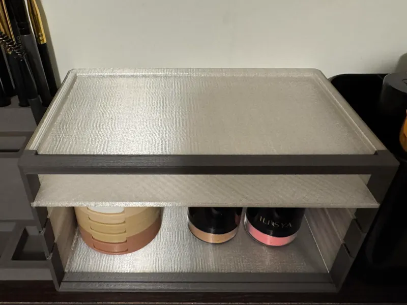 Make up shelve