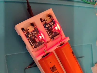 ASTRO 2 x LiPo 21700 Charger-Housing