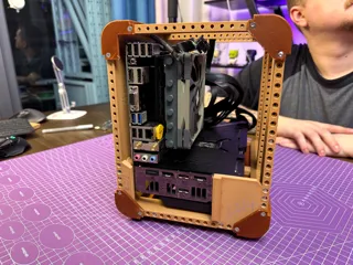 MorphCase მოდულური 3D-ბეჭდვადი PC ქეისი thumbnail 4