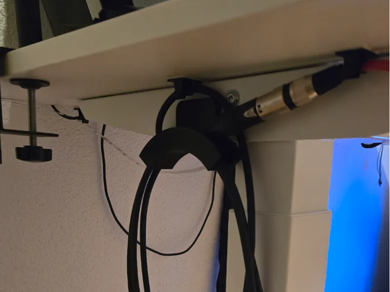 Kabel Sattel