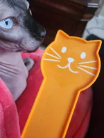 Added a cat face; includes end cap from other profile