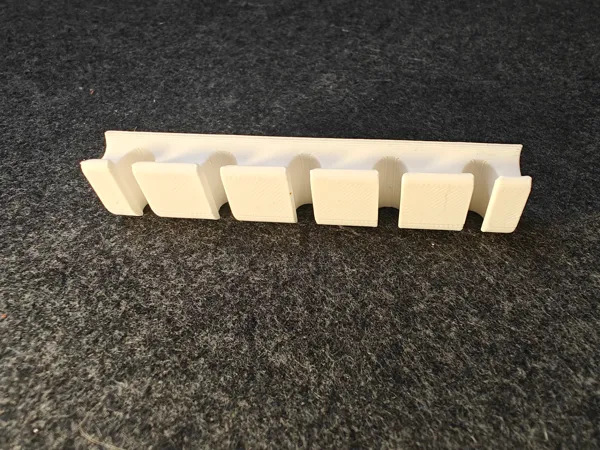 Clip de bureau range-câble USB