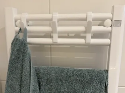 Towel hanger  