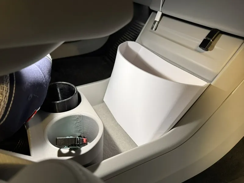 Volvo EX90 Under Storage Bin