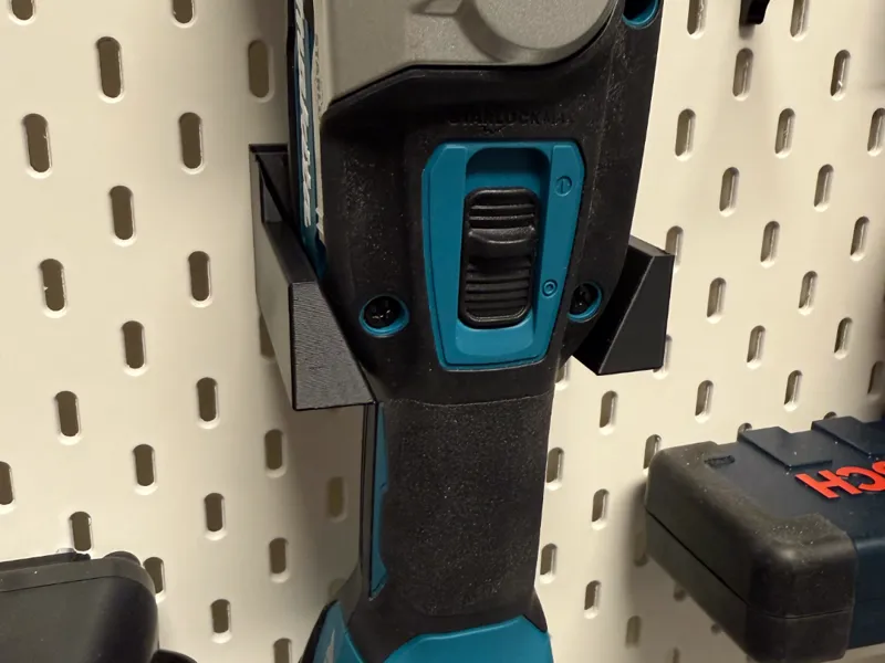 Makita DTM52 Holder for IKEA SKÅDIS Pegboard