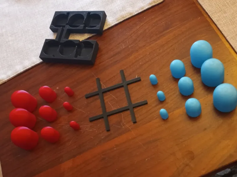 Big Eats Small Tick Tack Toe + Holder