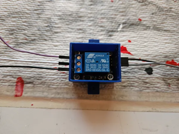 Boîtier de montage pour module relais FreeNove