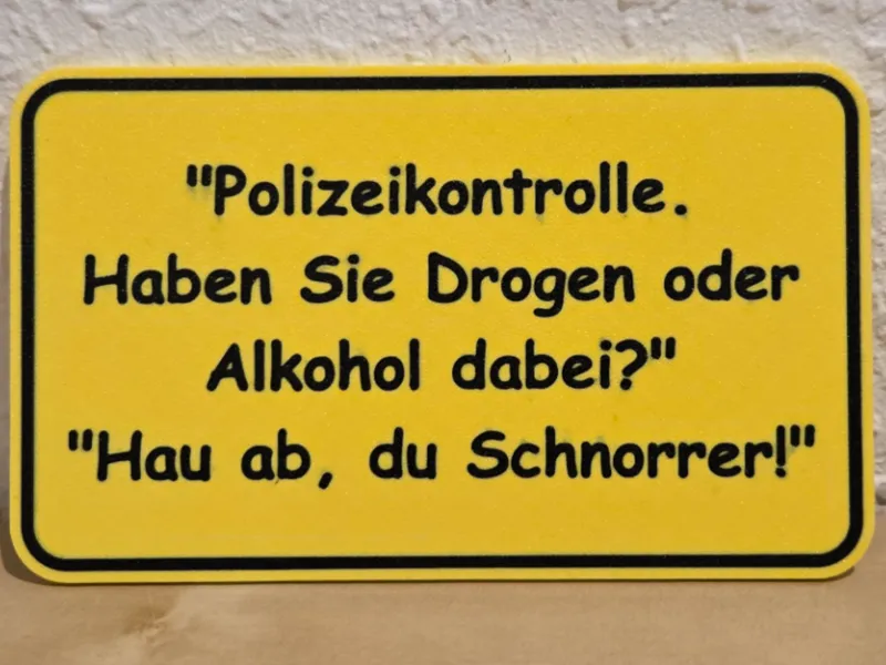 Lustiges Schild " Polizeikontrolle "