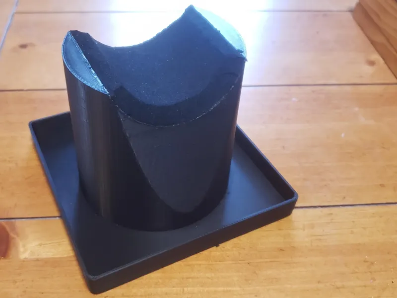 Guitar Tuning Stand with bottom tray