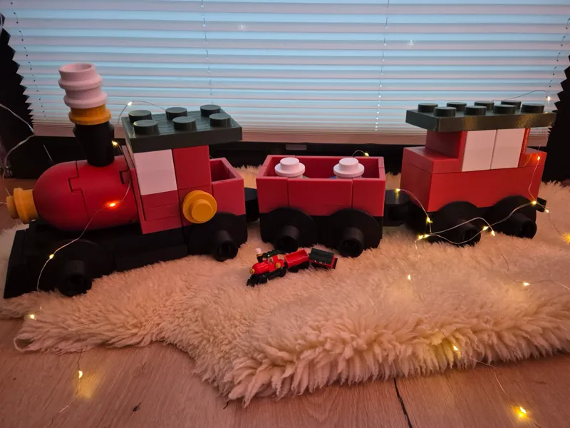 Riesiger Klemmbaustein Weihnachtszug