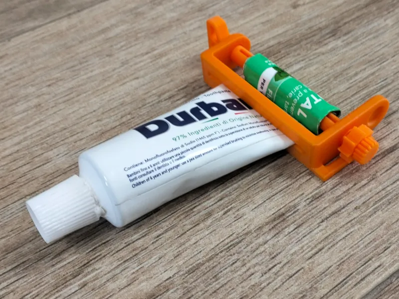 Toothpaste Squeezer V2