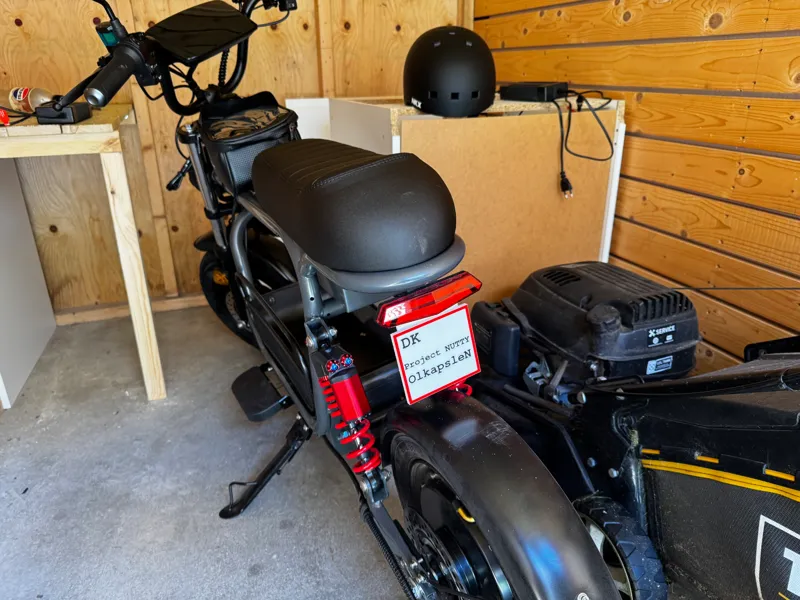 E-Scooter Numberplate ( Edit u own name on plate )