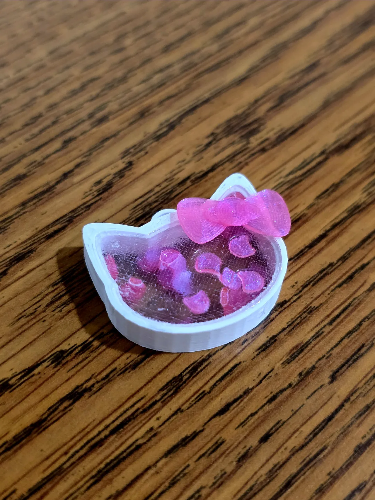 3D Hello kitty window Earrings/keychain view 3