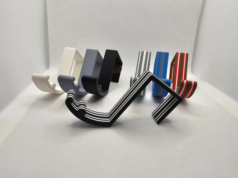 Cloth hook for door