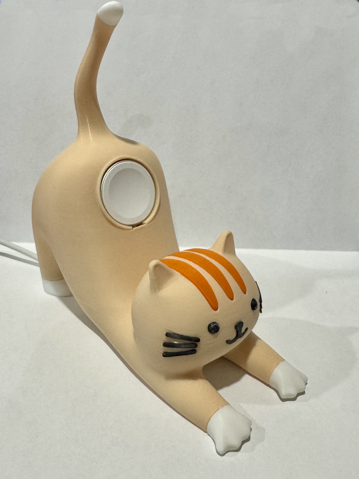 Miniatura 9 do modelo 3D 猫猫手表手环充电支架座