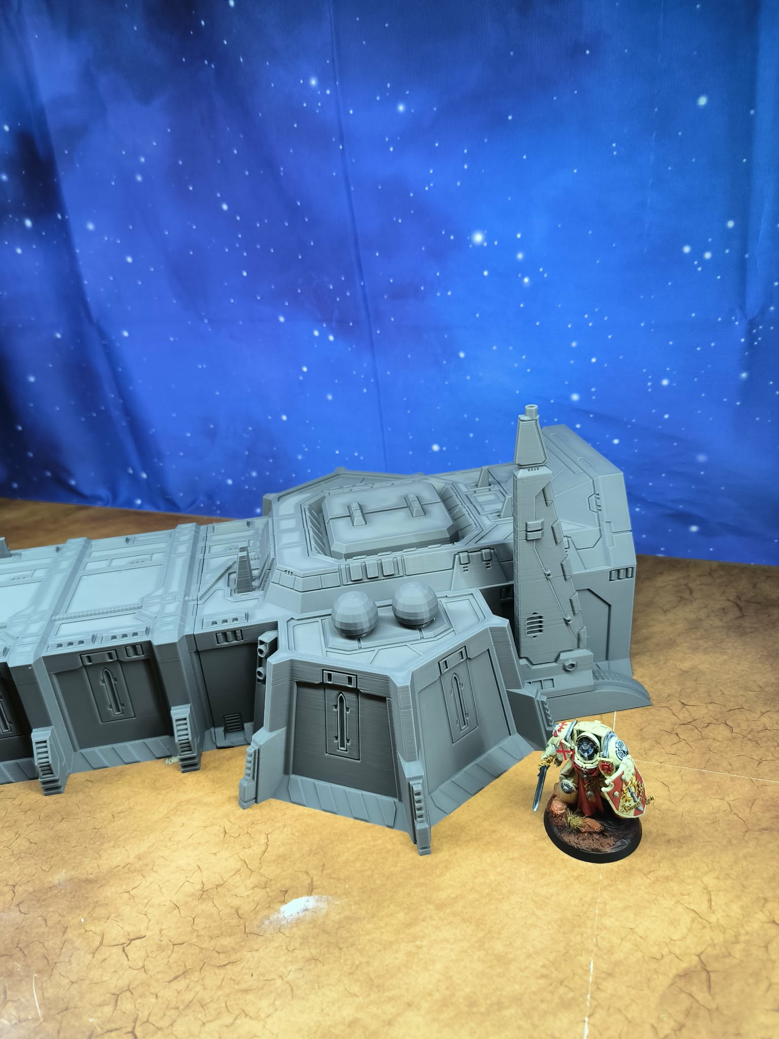 Figura decorativa: Stronghold QG de campagne spatial — vista de referencia 5