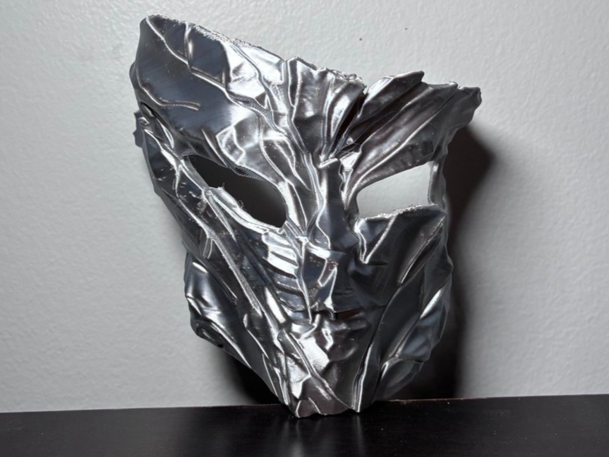 Predator: Badlands — Dek’s Tactical Mask