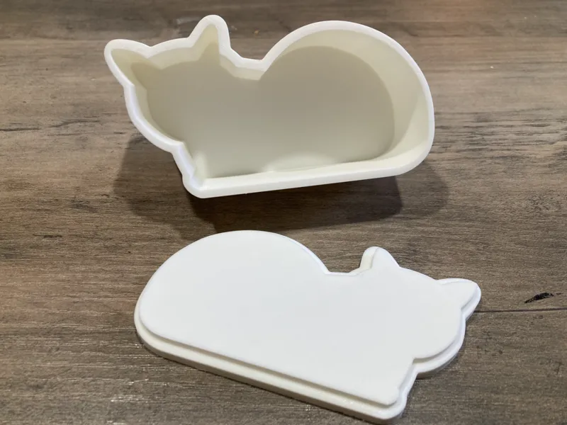 Sitting Cat Trinket Box
