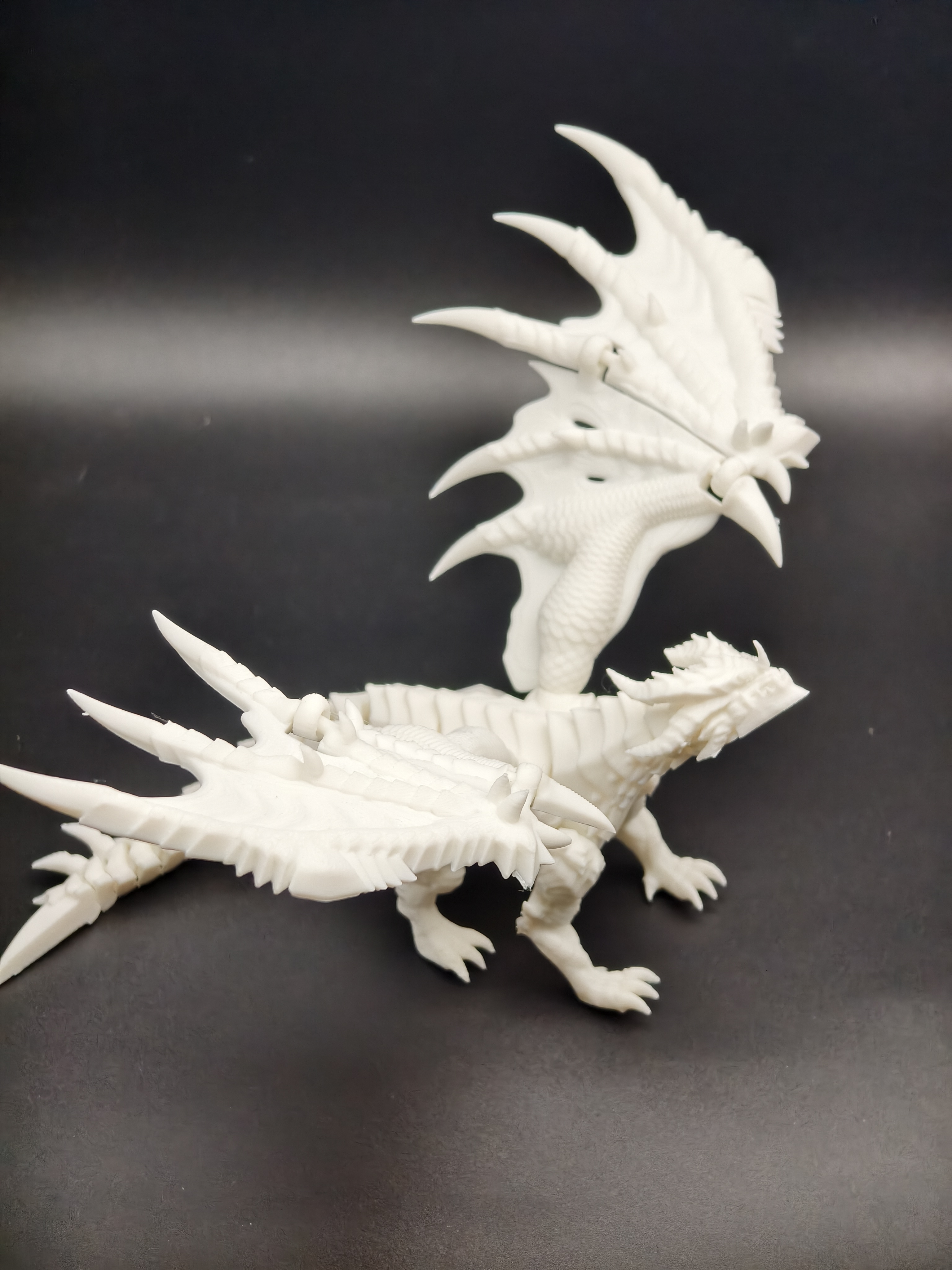Miniatura 2 do modelo 3D 魔兽世界，死亡之翼，龙角需要少许支撑，MINI可打