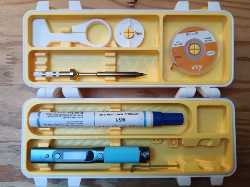 Pinecil case inserts - Desoldering wick / Flux pen