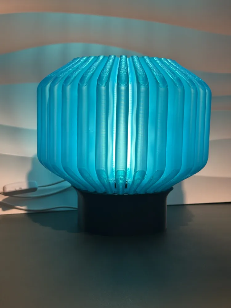 Modern Ribbed Flow Lamp - Free 3D Print Model - MakerWorld