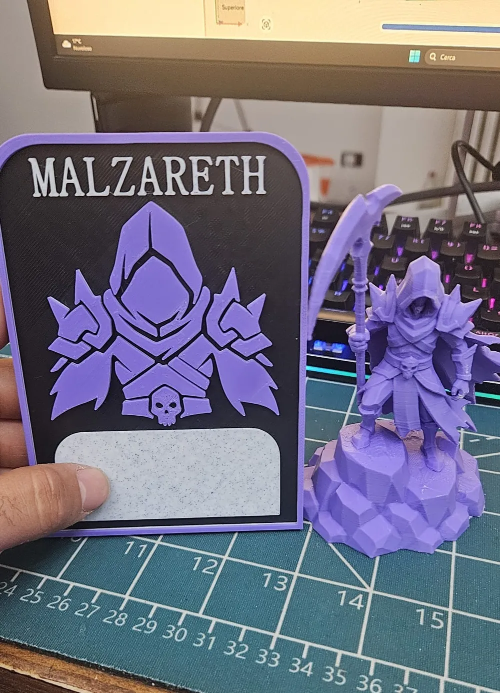 Stat Card Modeling Malzareth – DnD Miniature with Printable Stat Card - Free 3D Print ...