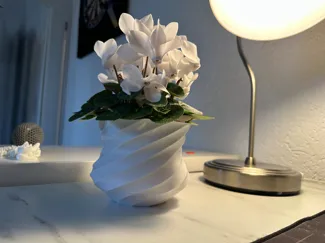 morder Vase