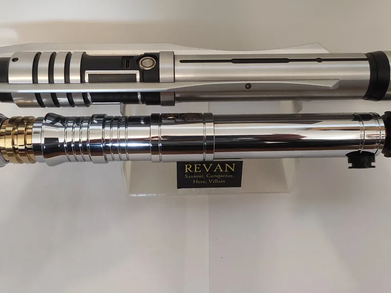 Dual Lightsaber Display Stand
