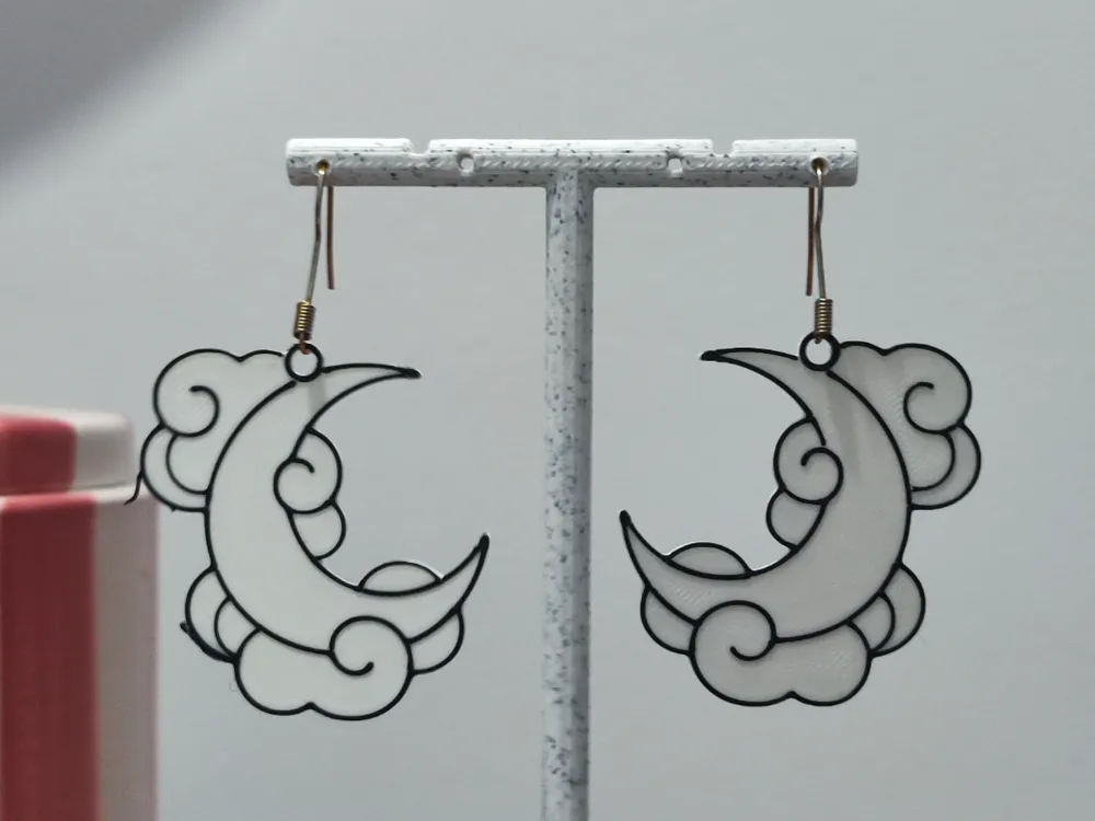 Pendientes: Aretes Luna mística. Referencia del modelo original.