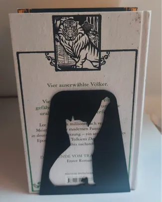 Simple Cat Bookstand