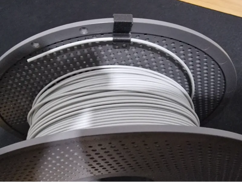Universal filament clip
