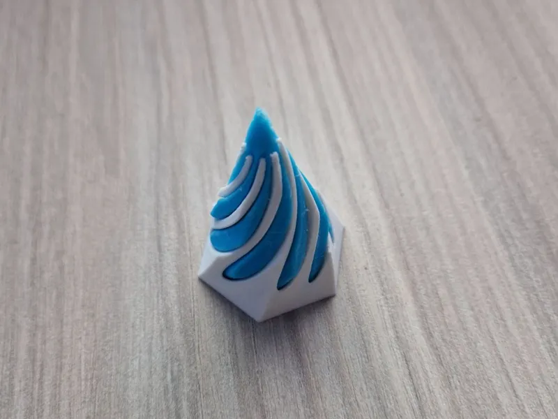 game fidget pyramid 6 sides