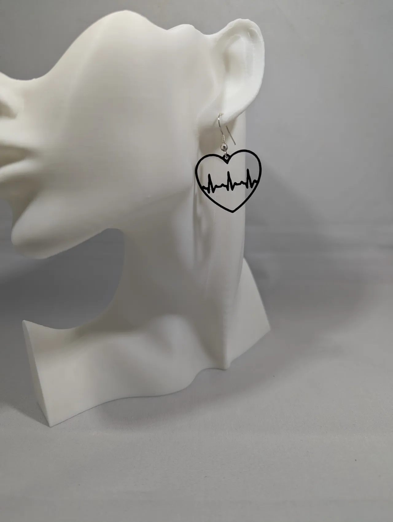 Heart pulse earrings view 4