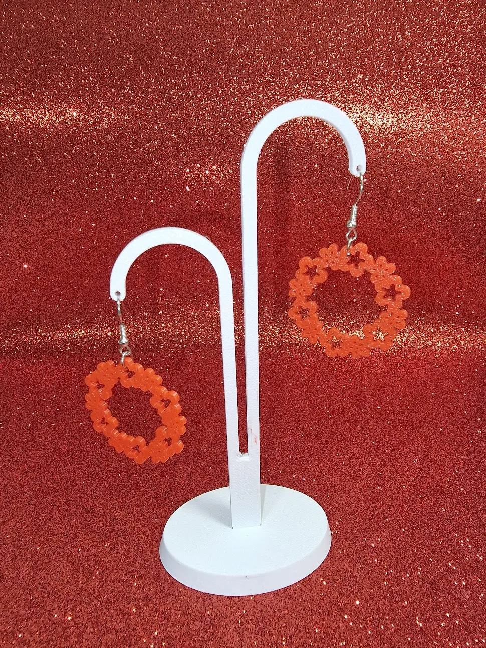 Wreath of flowers earrings view 3