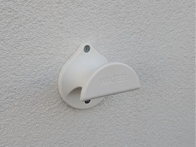 Universal, Small Garden Hose hanger 