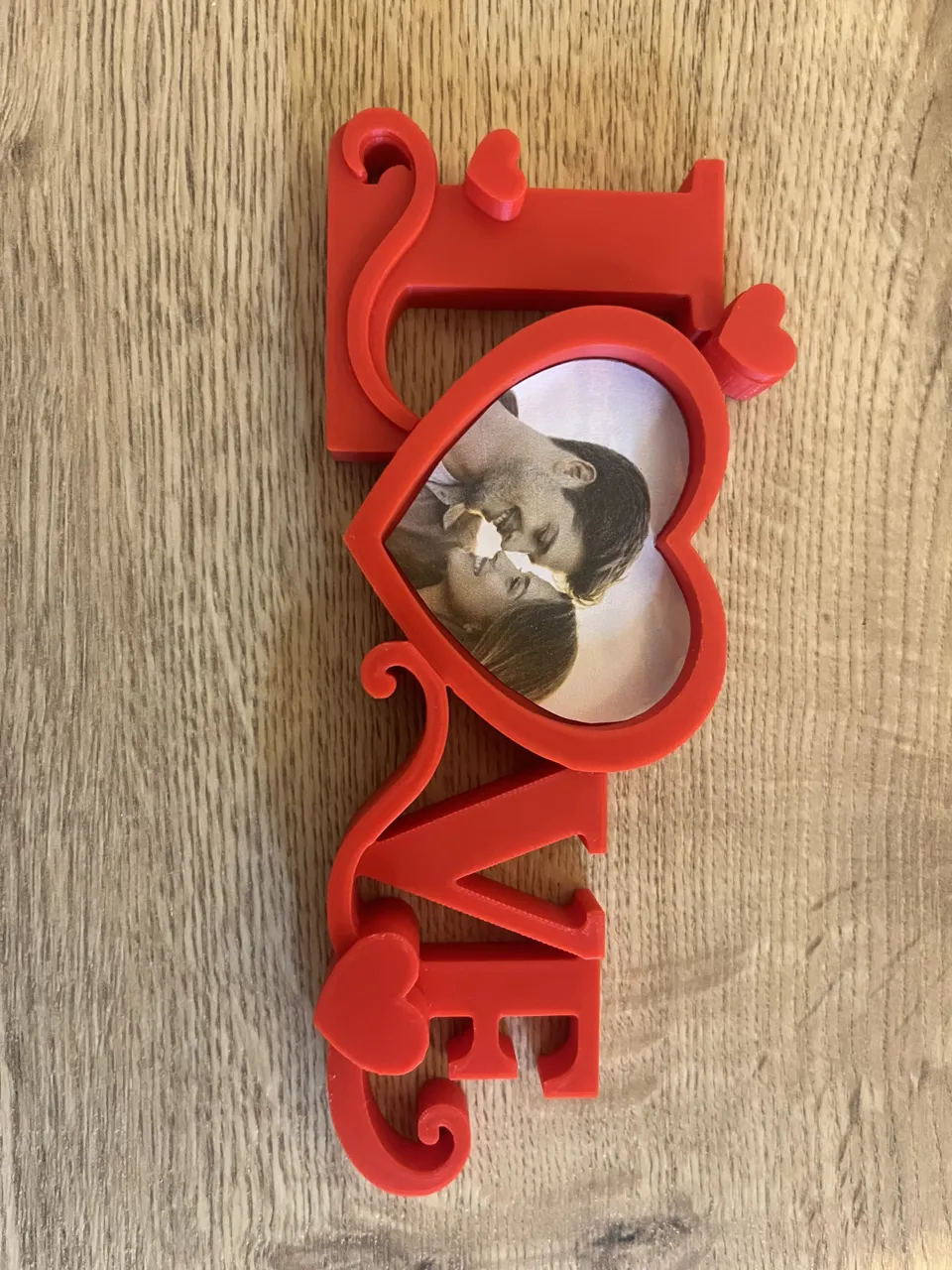 Heart-shaped LOVE fhoto frame view 3