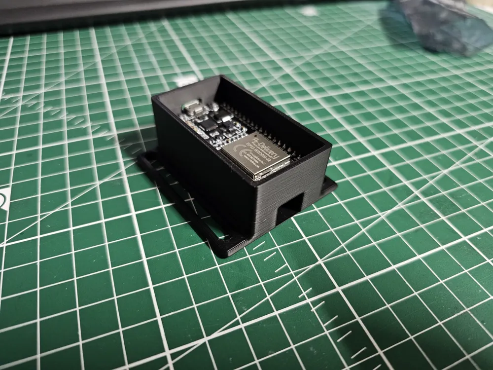 ESP32-WROOM-32 enclosure with mounting tabs by Bonzo312 MakerWorld ...