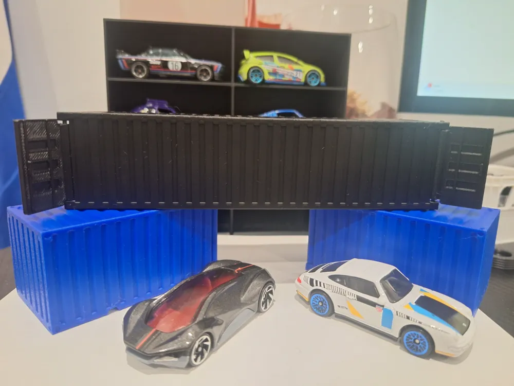 Double Shipping Container for HotWheels 1/64 by Phill - MakerWorld
