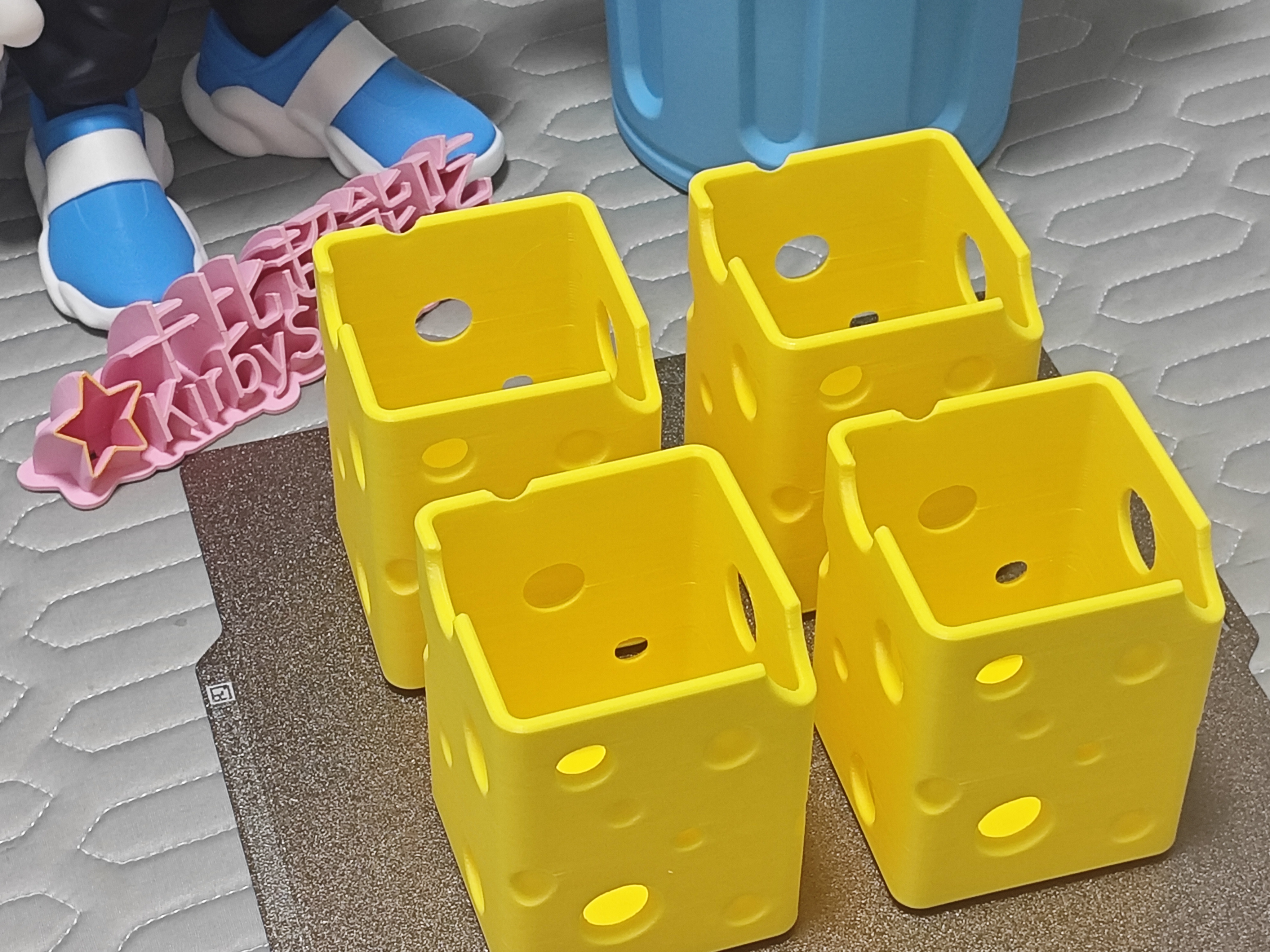 Miniatura 2 do modelo 3D 奶酪笔筒 带分隔 奶酪系列 可爱方形 