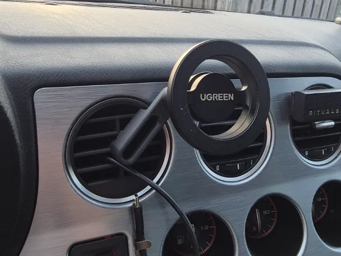 Alfa 159 Vent phone holder Magsafe 